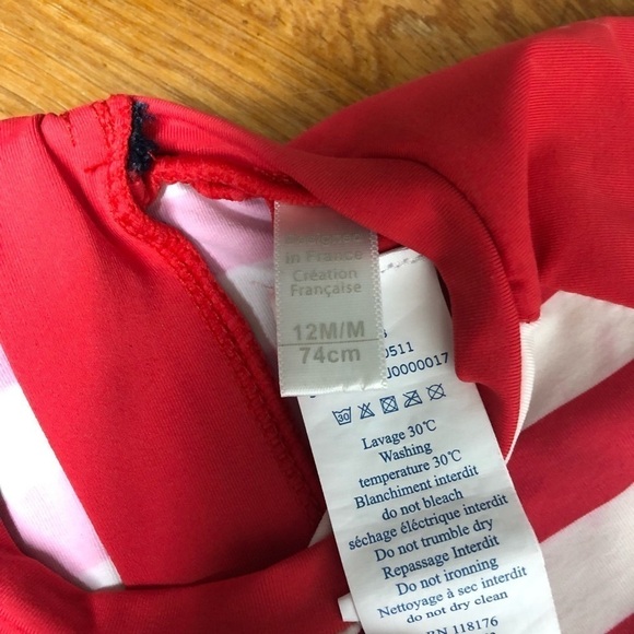 🎉3 For 15$🎉Baby Striped Red And White Swimsuit Size 12 Months - Picture 8 of 8